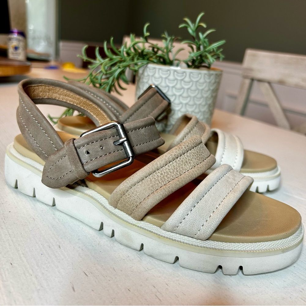Frye Marlette Sandals - Picture 4 of 12
